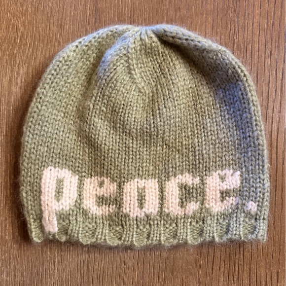 Wooden Ships PEACE beanie - Picture 1 of 3